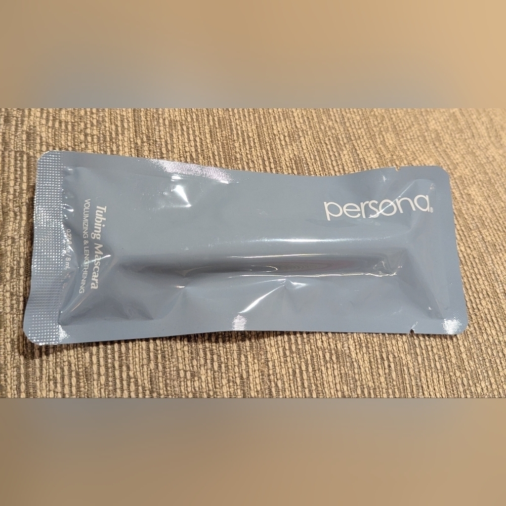 Sealed In Package Persona Tubing Mascara Volumizing & Lengthening In Black